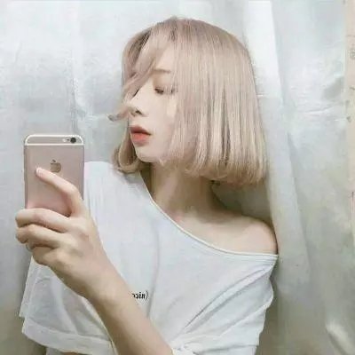 外貌与微笑